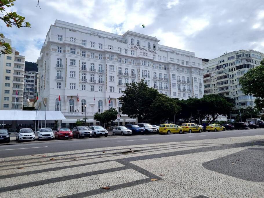 Apartamento Em Copacabana A 100 Metros Da Praia Rio de Janeiro Exteriör bild