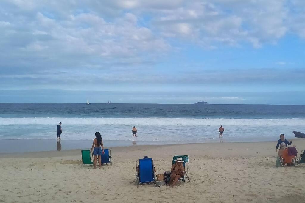 Apartamento Em Copacabana A 100 Metros Da Praia Rio de Janeiro Exteriör bild
